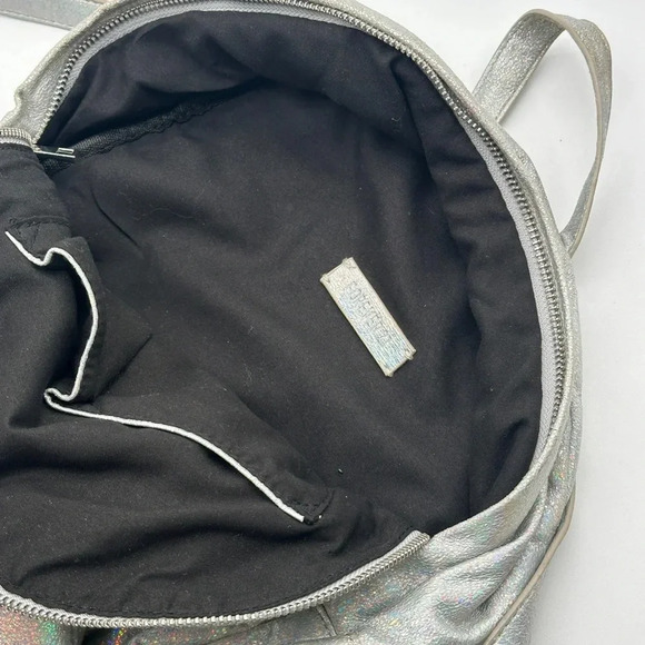 Silver Iridescent Backpack Forever 21 - Picture 5 of 5